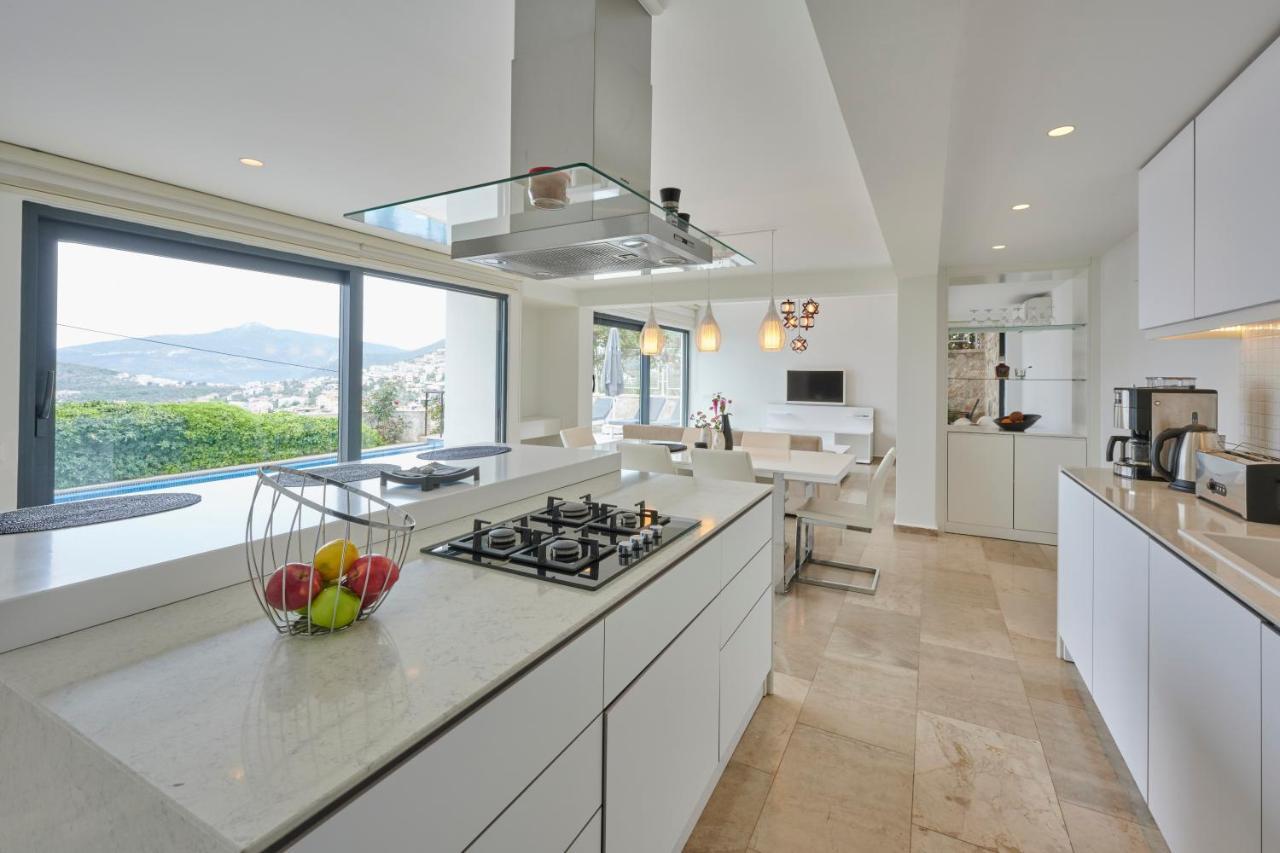 Luxus Villa Skyla Mit 5 Schlafzimmern & Meer-Blick Kaş Ngoại thất bức ảnh