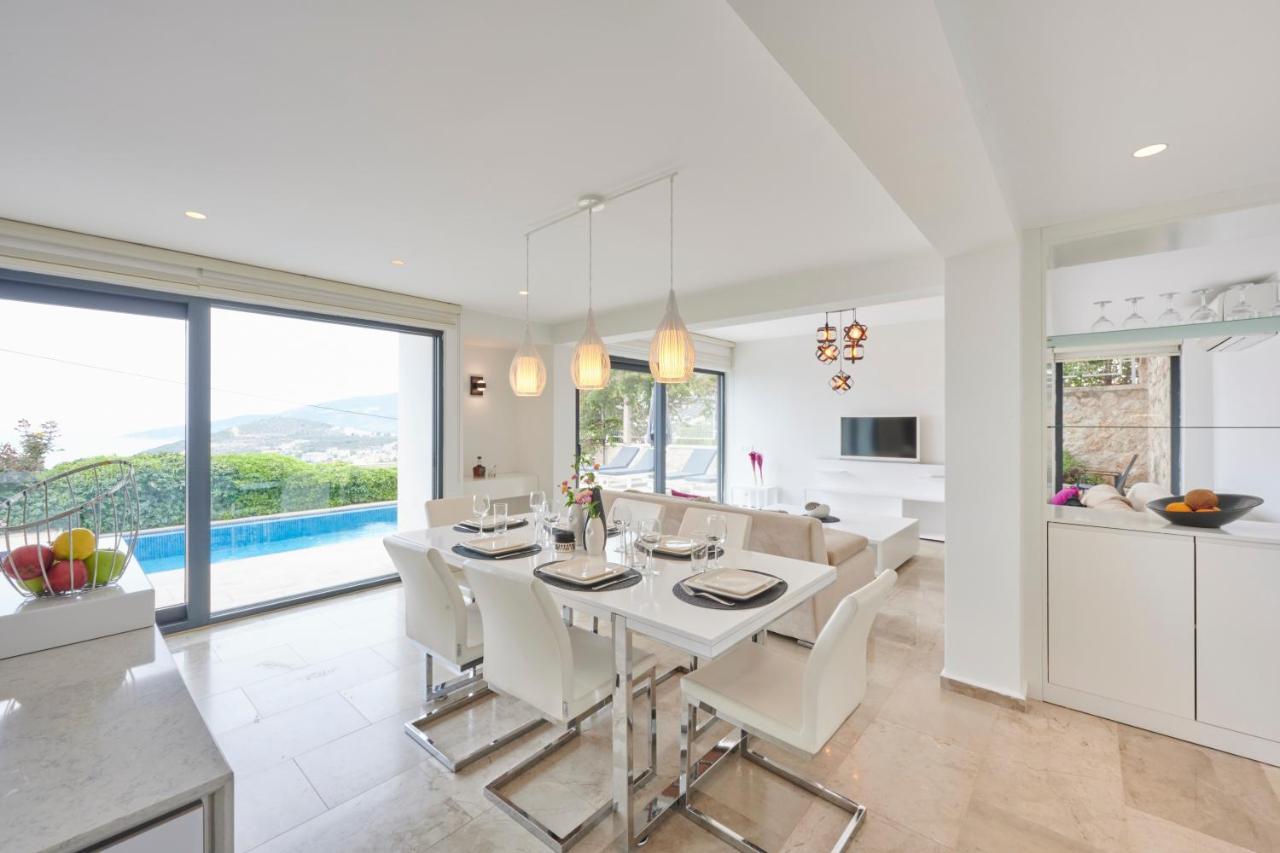 Luxus Villa Skyla Mit 5 Schlafzimmern & Meer-Blick Kaş Ngoại thất bức ảnh