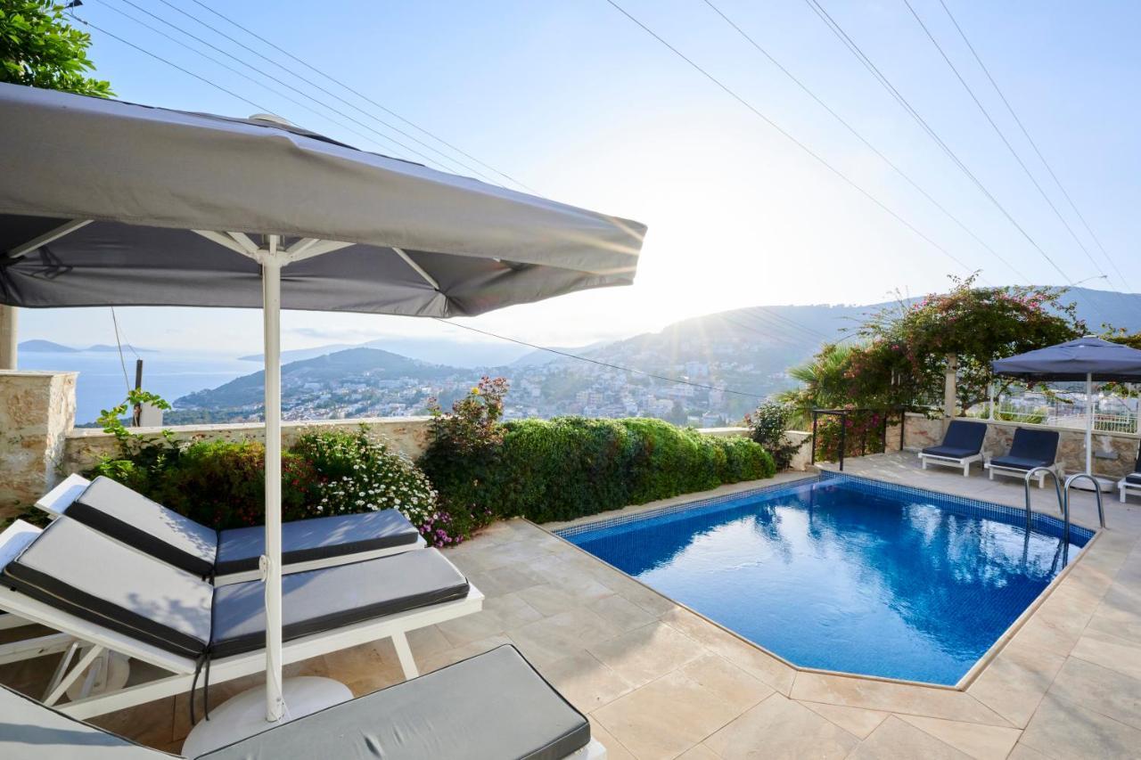 Luxus Villa Skyla Mit 5 Schlafzimmern & Meer-Blick Kaş Ngoại thất bức ảnh
