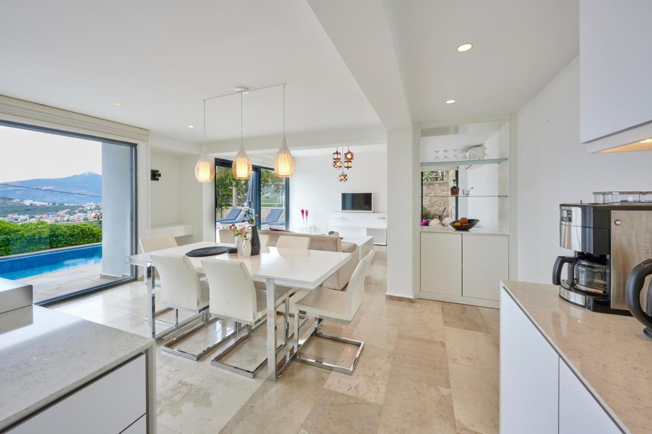 Luxus Villa Skyla Mit 5 Schlafzimmern & Meer-Blick Kaş Ngoại thất bức ảnh
